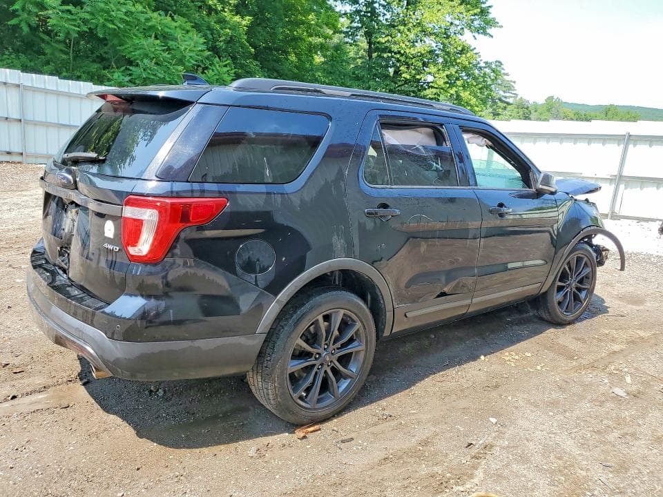 2017 FORD EXPLORER XLT 3