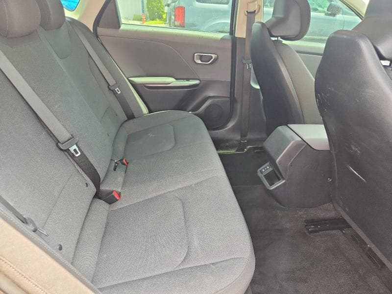 2025 KIA K4 LX 10