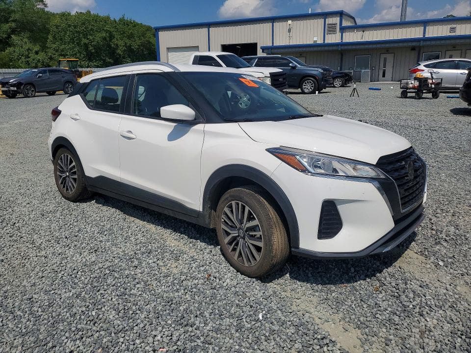 2021 NISSAN KICKS SV 4