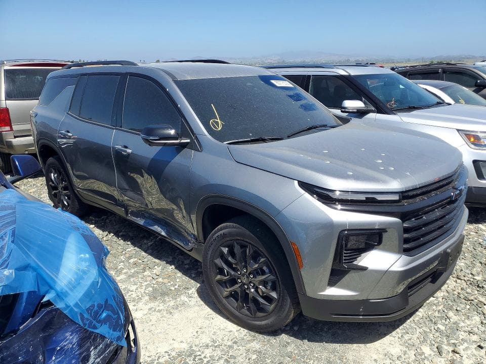 2026 CHEVROLET TRAVERSE 4