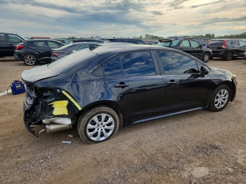 2022 TOYOTA COROLLA LE LE 3