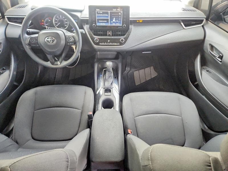 2022 TOYOTA COROLLA LE LE 8