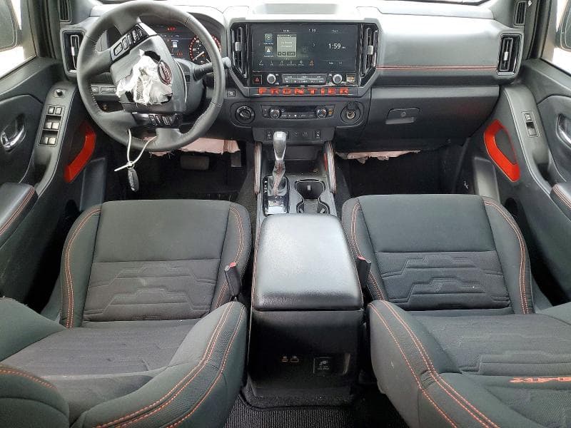 2025 NISSAN FRONTIER PRO-4X PRO-4X 8