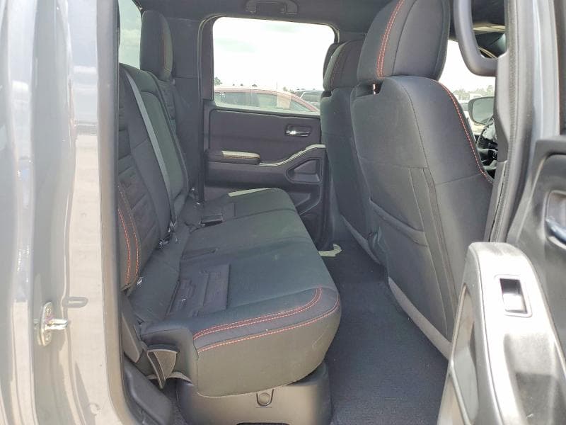 2025 NISSAN FRONTIER PRO-4X PRO-4X 10