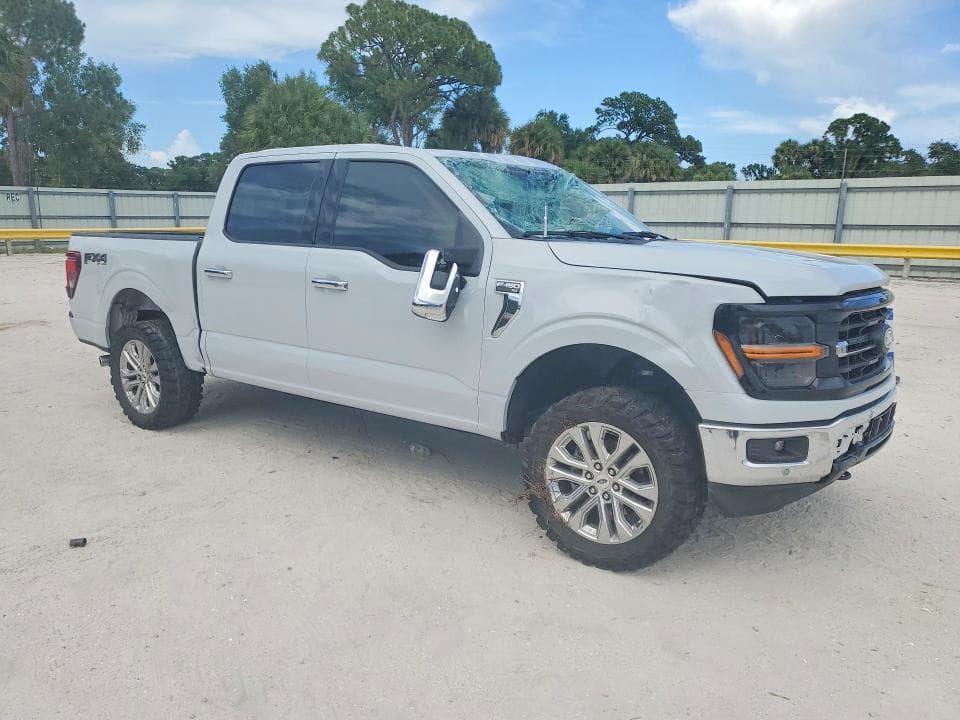 2025 FORD F150 XLT 4