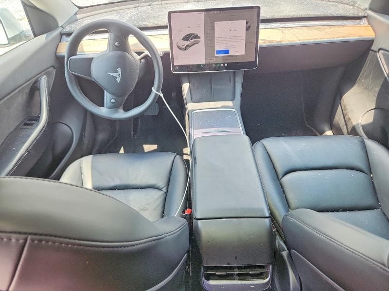 2022 TESLA MODEL Y 8