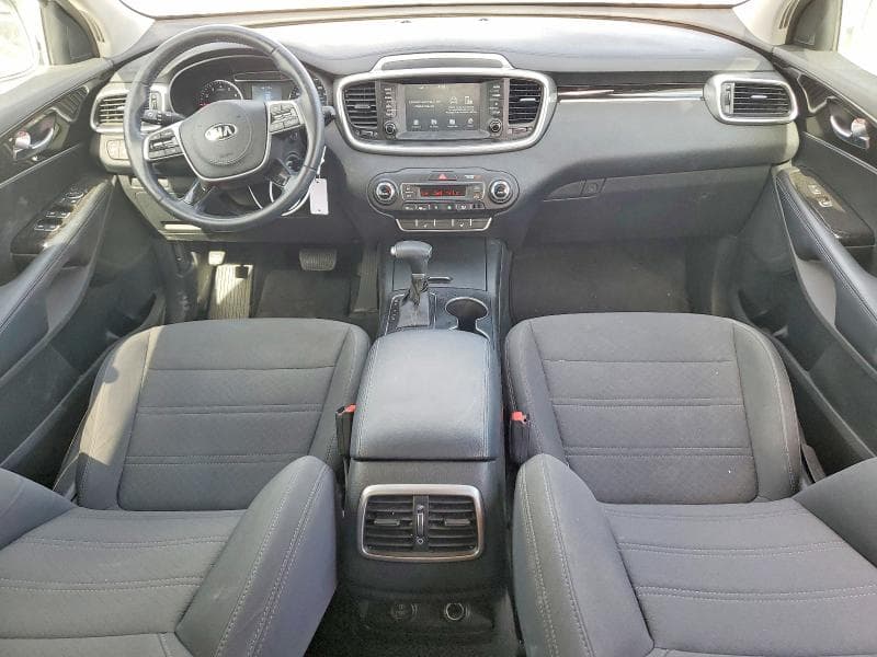 2020 KIA SORENTO LX 8