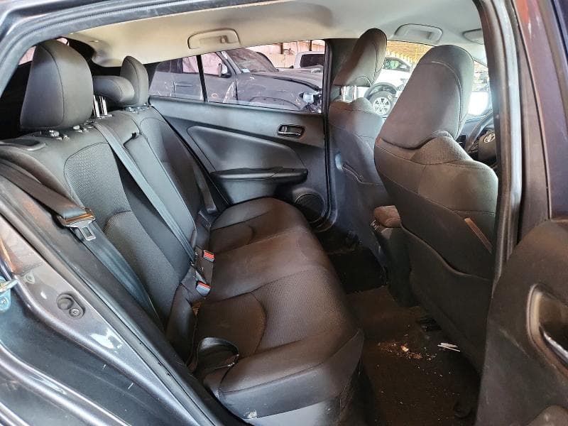 2019 TOYOTA PRIUS LE AWD-E 10