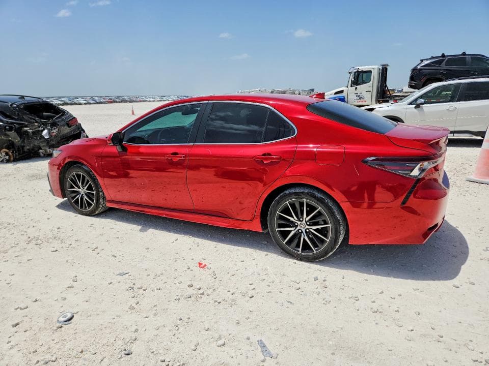 2024 TOYOTA CAMRY SE 2