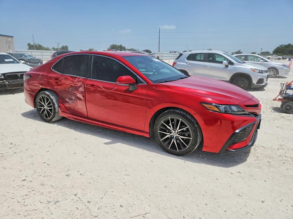 2024 TOYOTA CAMRY SE 4