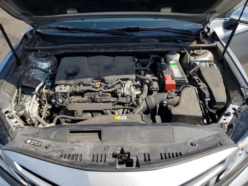 2019 TOYOTA CAMRY SE 11