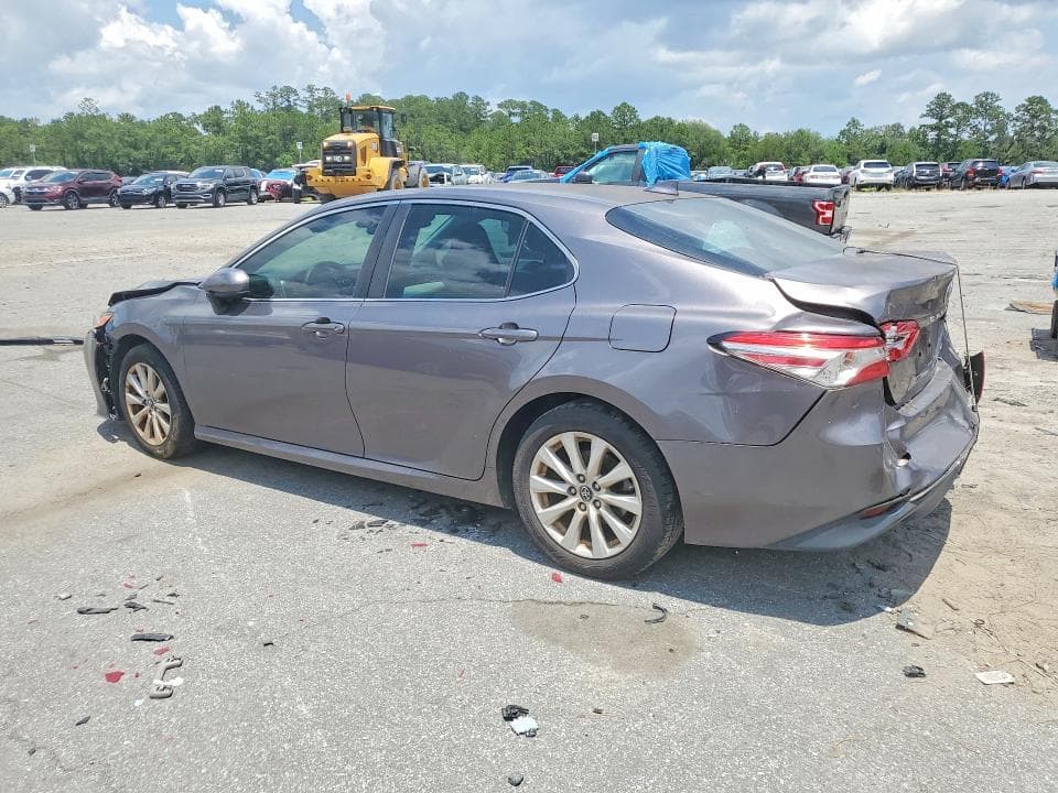 2019 TOYOTA CAMRY LE 2