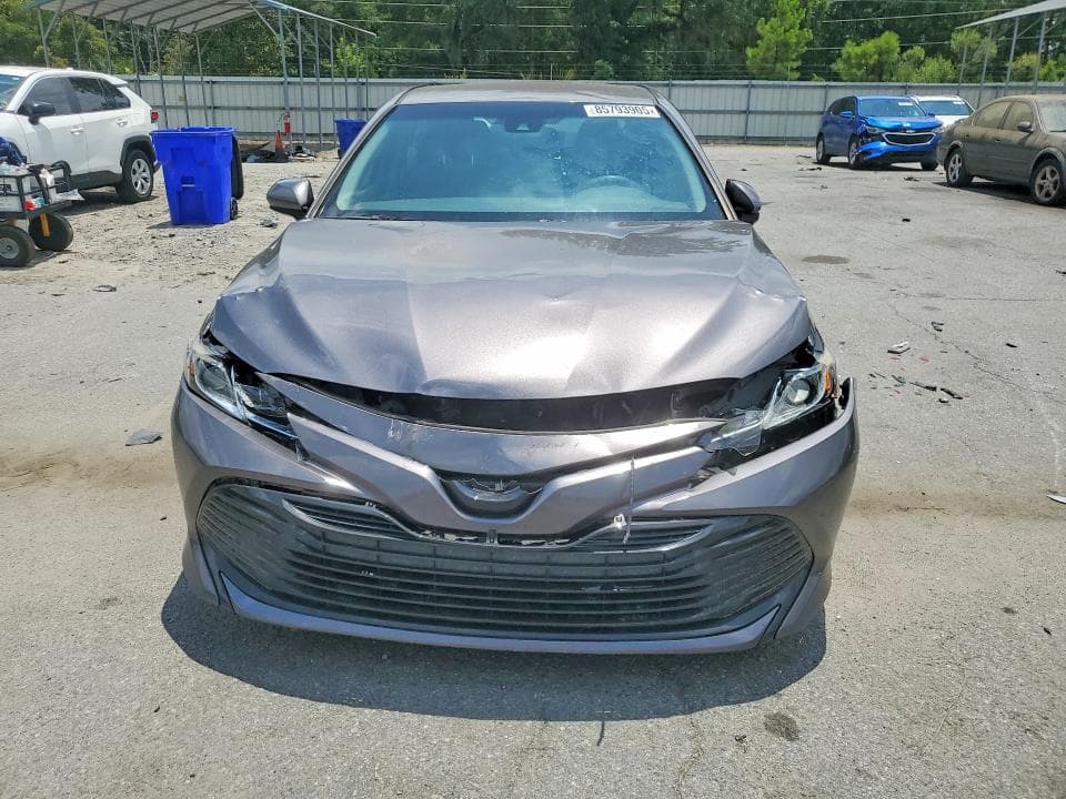 2019 TOYOTA CAMRY LE 5