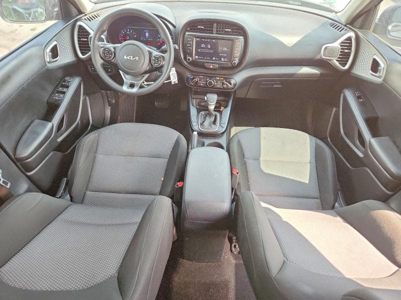 2022 KIA SOUL LX 8