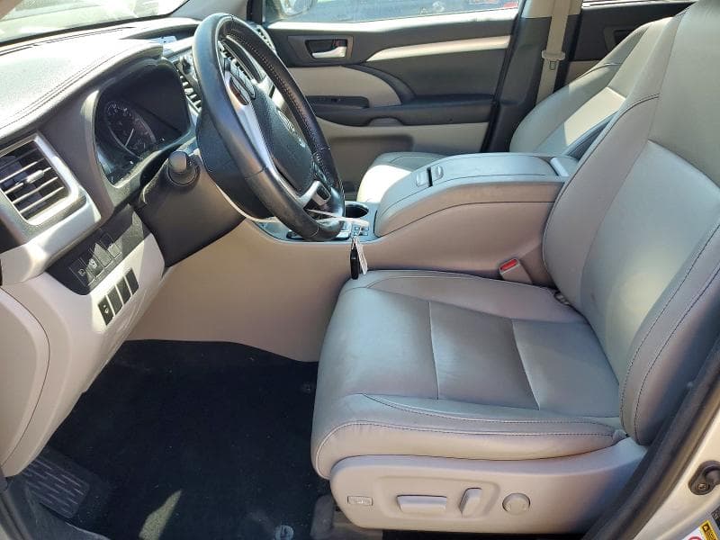 2018 TOYOTA HIGHLANDER XLE 7