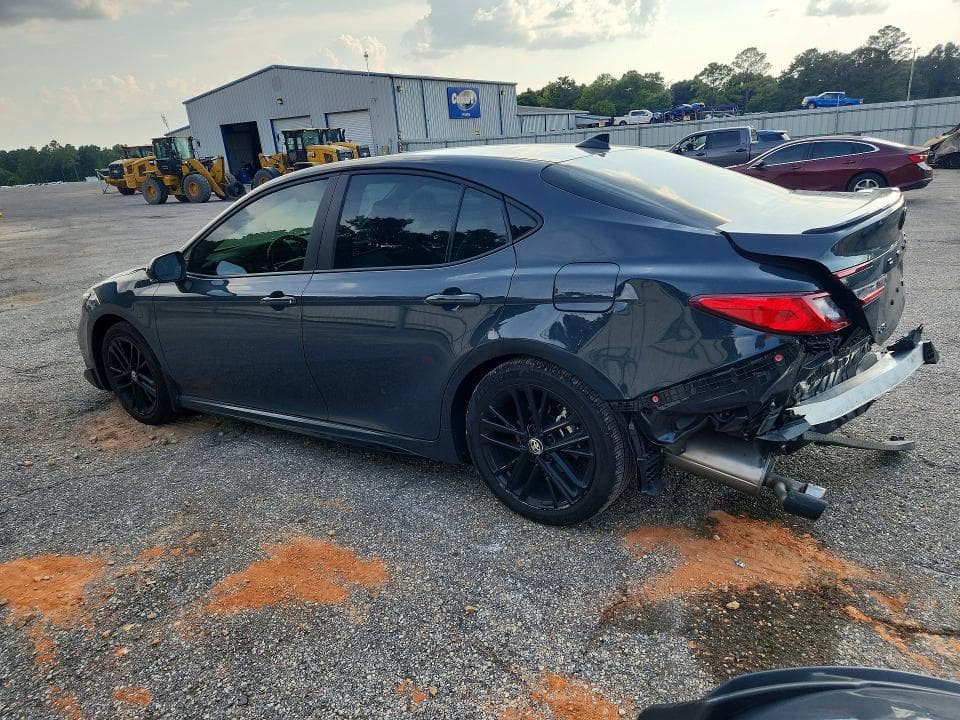2025 TOYOTA CAMRY XSE/XLE/LE/SE 2