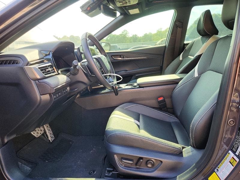 2025 TOYOTA CAMRY XSE/XLE/LE/SE 7