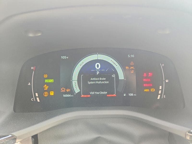 2025 TOYOTA CAMRY XSE/XLE/LE/SE 9