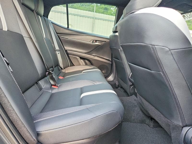 2025 TOYOTA CAMRY XSE/XLE/LE/SE 10