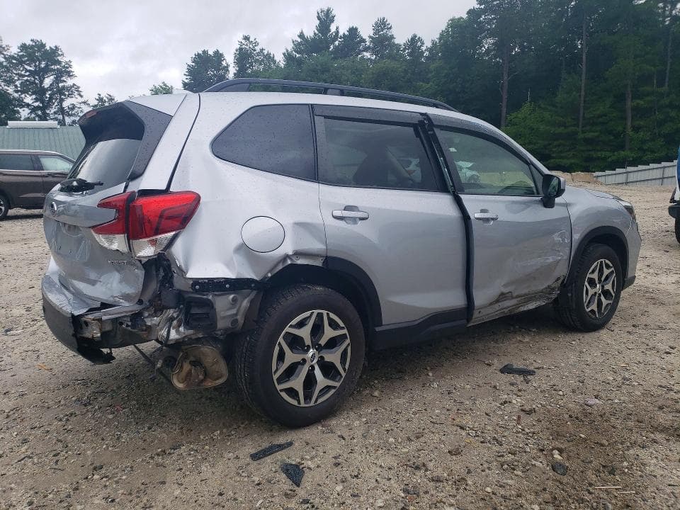 2019 SUBARU FORESTER PREMIUM 3