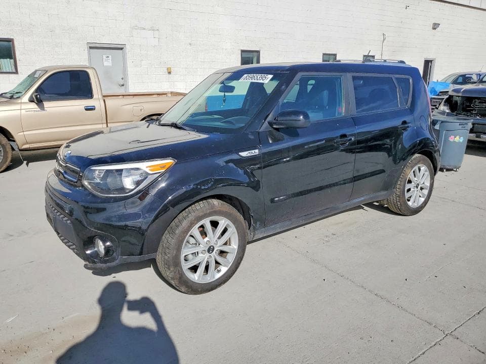 2018 KIA SOUL + +