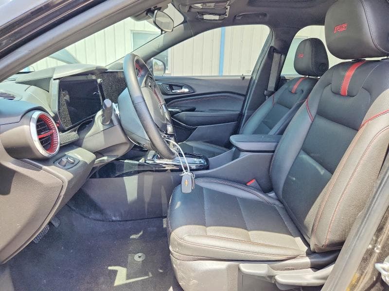 2025 CHEVROLET TRAX 7