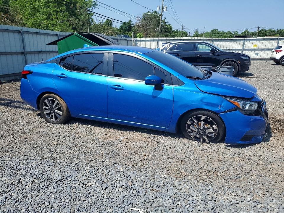 2021 NISSAN VERSA SV 4