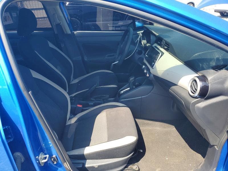 2021 NISSAN VERSA SV 7