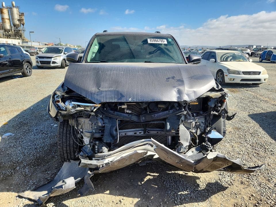 2019 TOYOTA 4RUNNER SR5 5