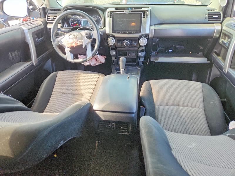 2019 TOYOTA 4RUNNER SR5 8