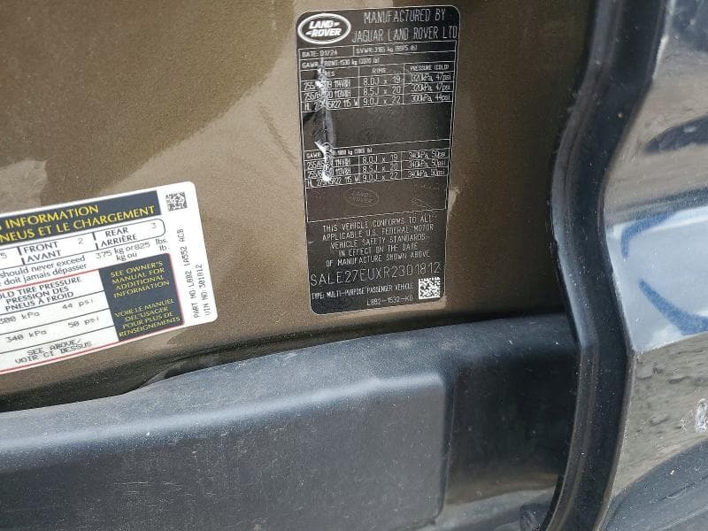 2024 LAND ROVER DEFENDER 110 X-DYNAMIC SE 12
