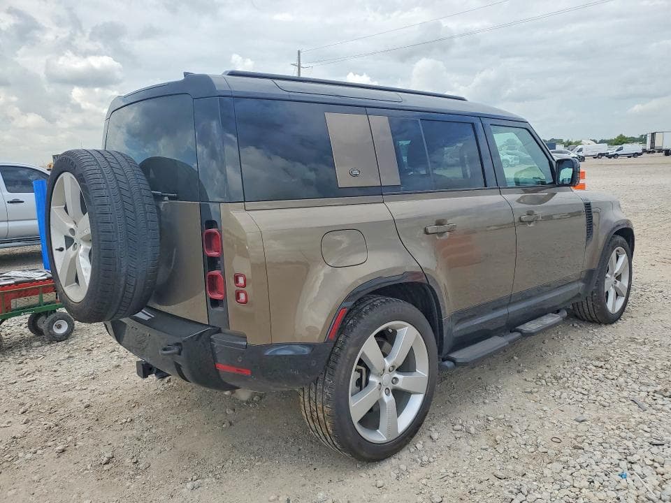 2024 LAND ROVER DEFENDER 110 X-DYNAMIC SE 3