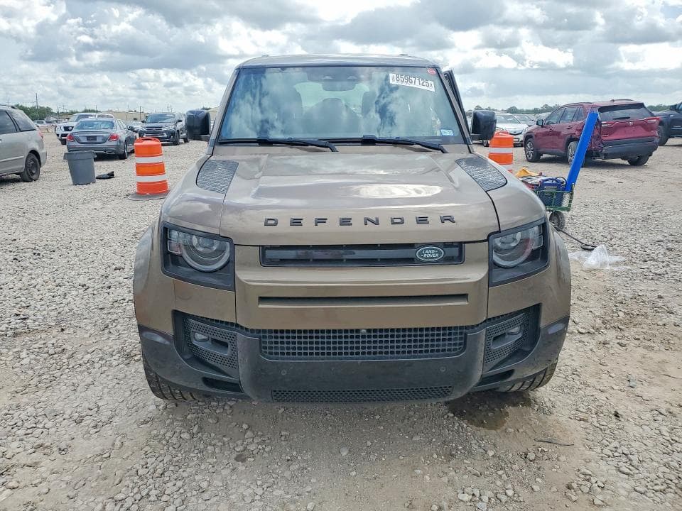 2024 LAND ROVER DEFENDER 110 X-DYNAMIC SE 5
