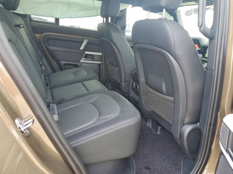 2024 LAND ROVER DEFENDER 110 X-DYNAMIC SE 10