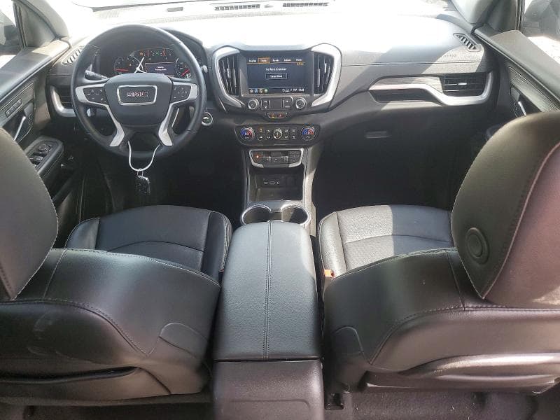 2024 GMC TERRAIN SLT 8