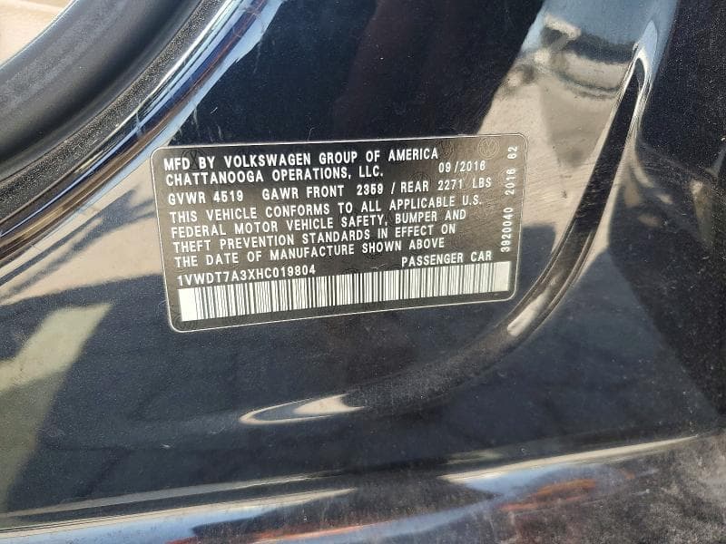 2017 VOLKSWAGEN PASSAT R-LINE 13