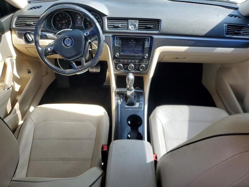 2017 VOLKSWAGEN PASSAT R-LINE 8