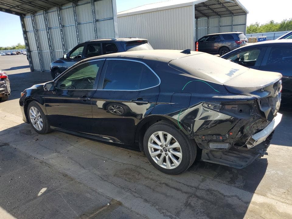 2020 TOYOTA CAMRY LE 2