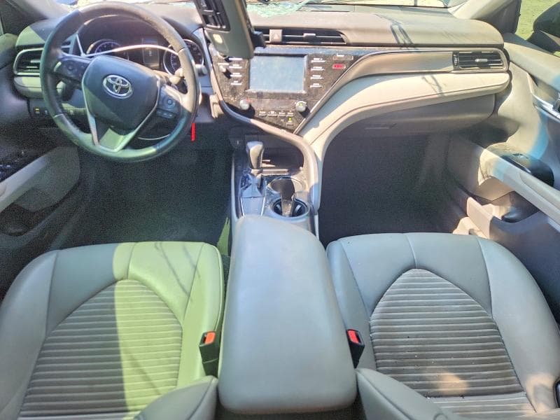 2019 TOYOTA CAMRY SE 8