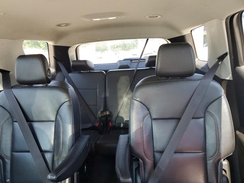2019 TOYOTA CAMRY SE 10