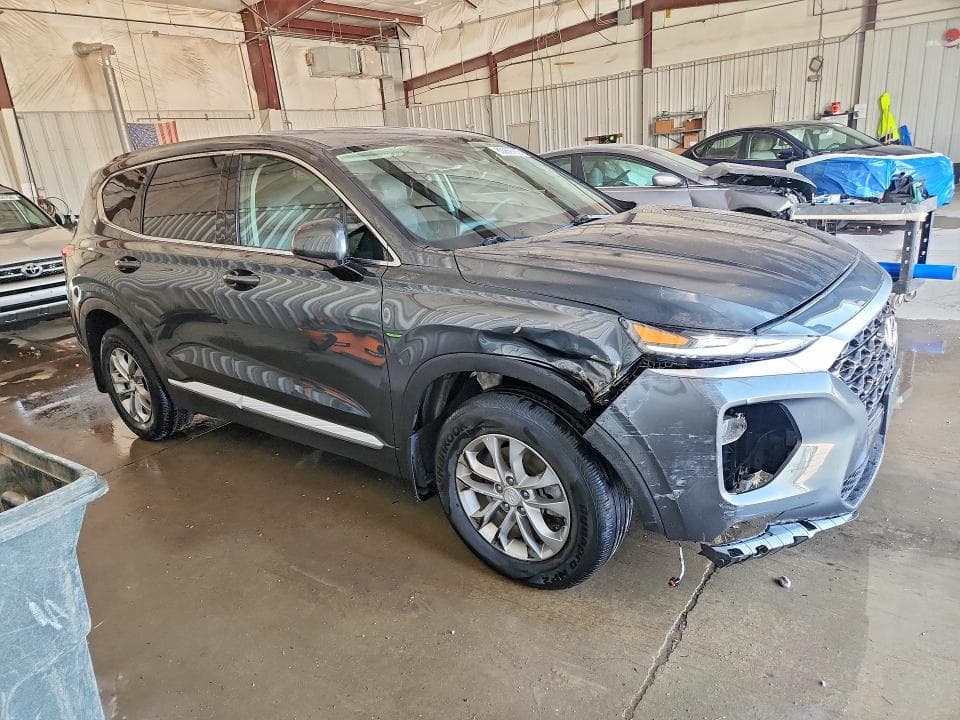 2020 HYUNDAI SANTA FE SEL 4