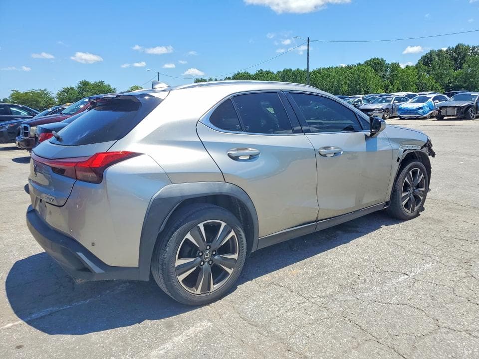 2019 LEXUS UX 200 3