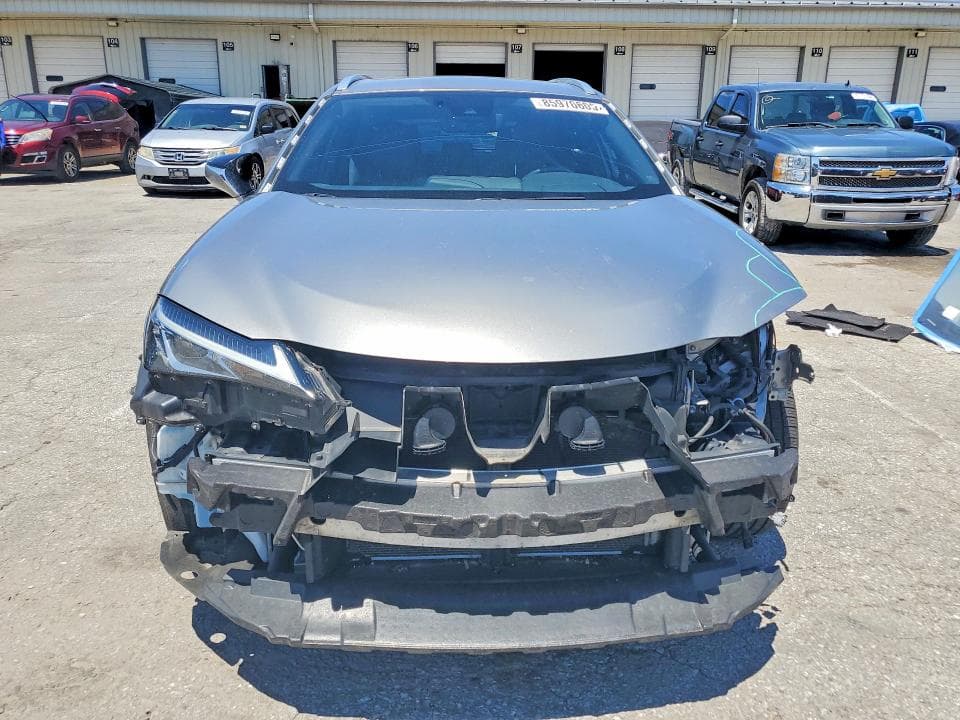 2019 LEXUS UX 200 5