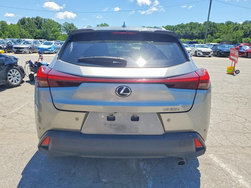 2019 LEXUS UX 200 6