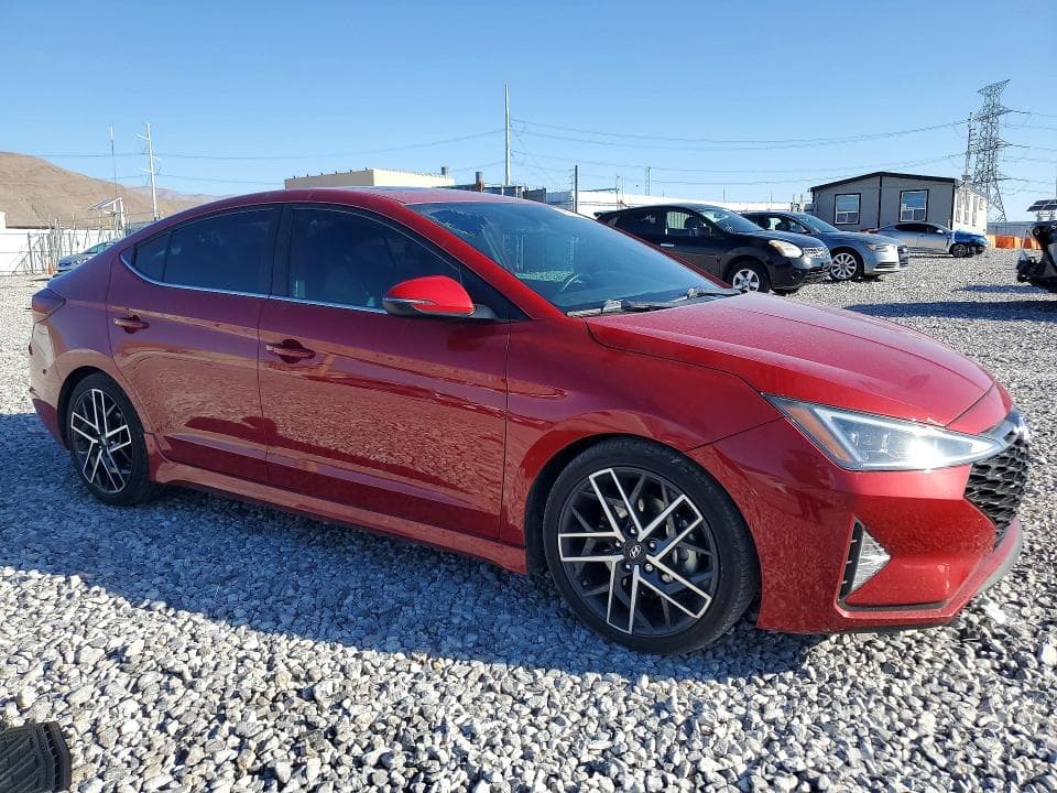 2019 HYUNDAI ELANTRA 4