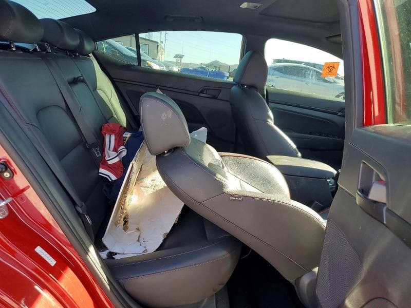 2019 HYUNDAI ELANTRA 10