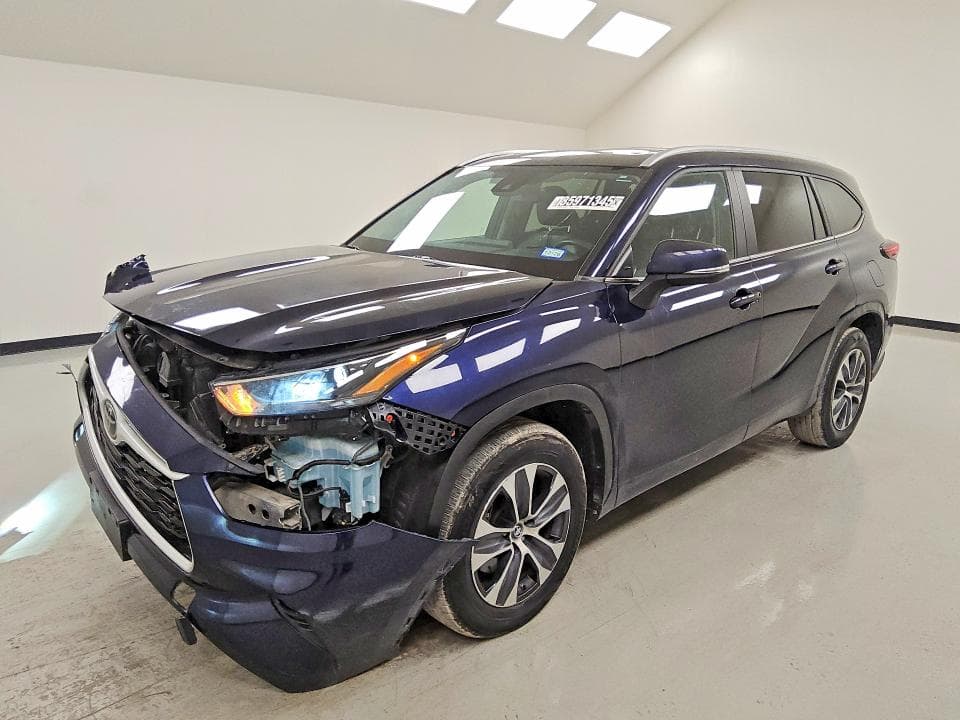 2024 TOYOTA HIGHLANDER XLE - 1