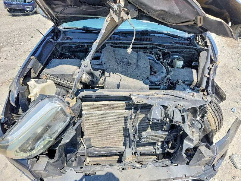 2017 TOYOTA TACOMA LIMITED LIMITED 11