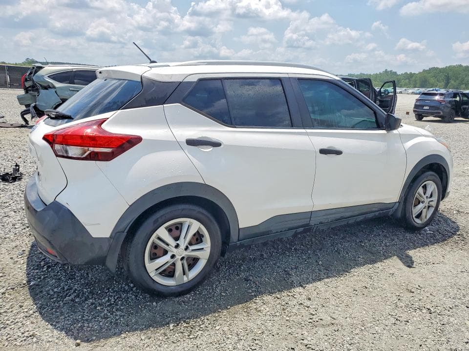 2019 NISSAN KICKS S 3