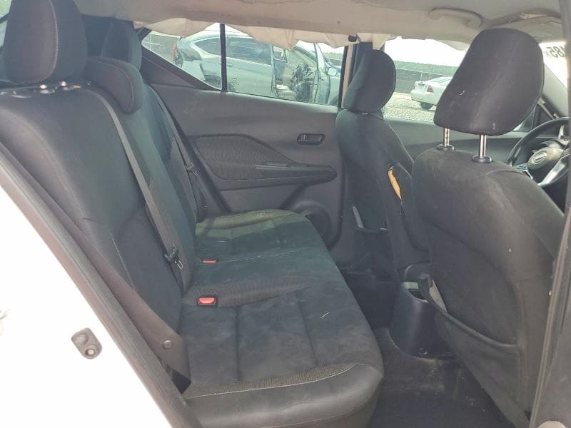 2019 NISSAN KICKS S 10